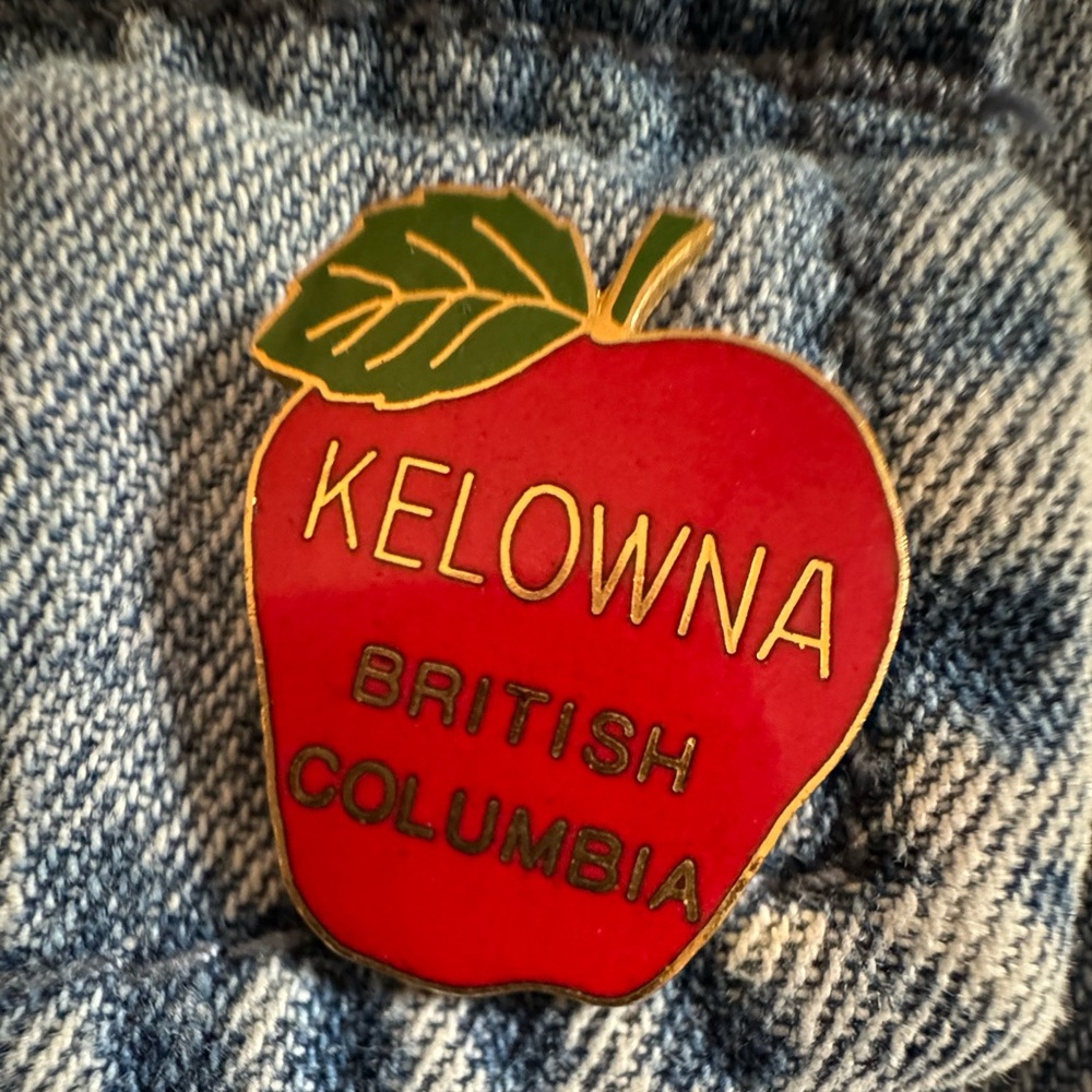 5/$15 Kelowna Apple Enamel Pin